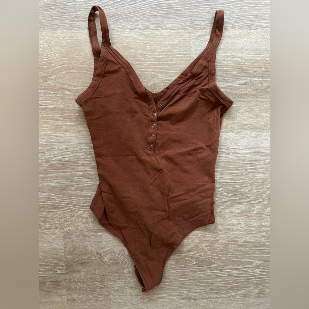 Abercrombie & Fitch V Neck Henley Bodysuit